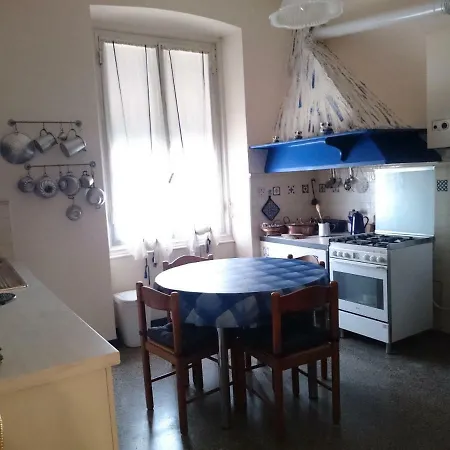 The Happy Family House * Genua